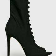Guess Jeans Magasszárú cipő Azrael női fekete